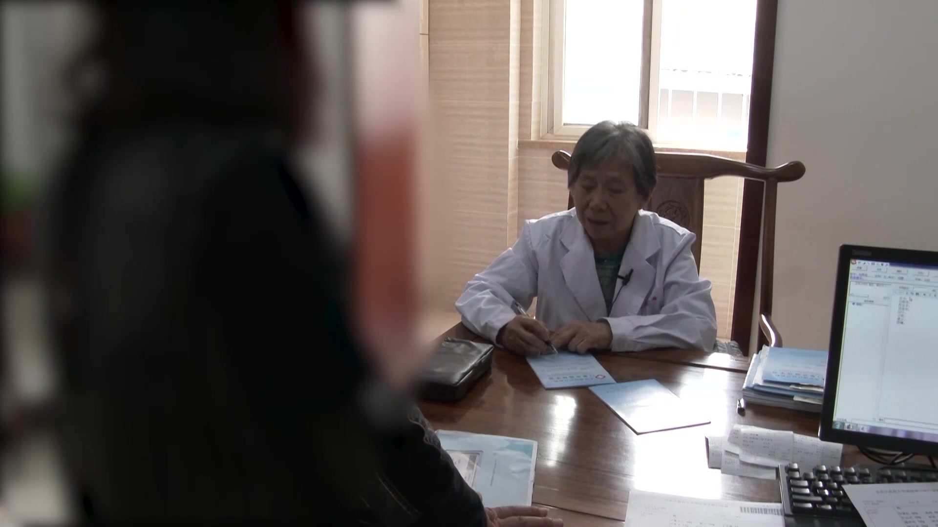 心悸病：59岁女性心悸伴失眠乏力关节痛的综合调治