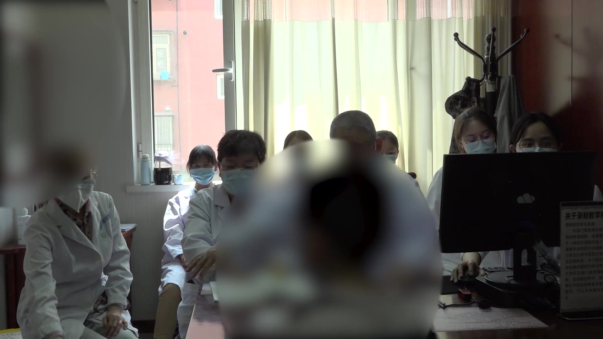 痰热壅肺肝肺郁热：5岁男童支气管炎鼻炎伴紧张性尿频的清肺平肝法