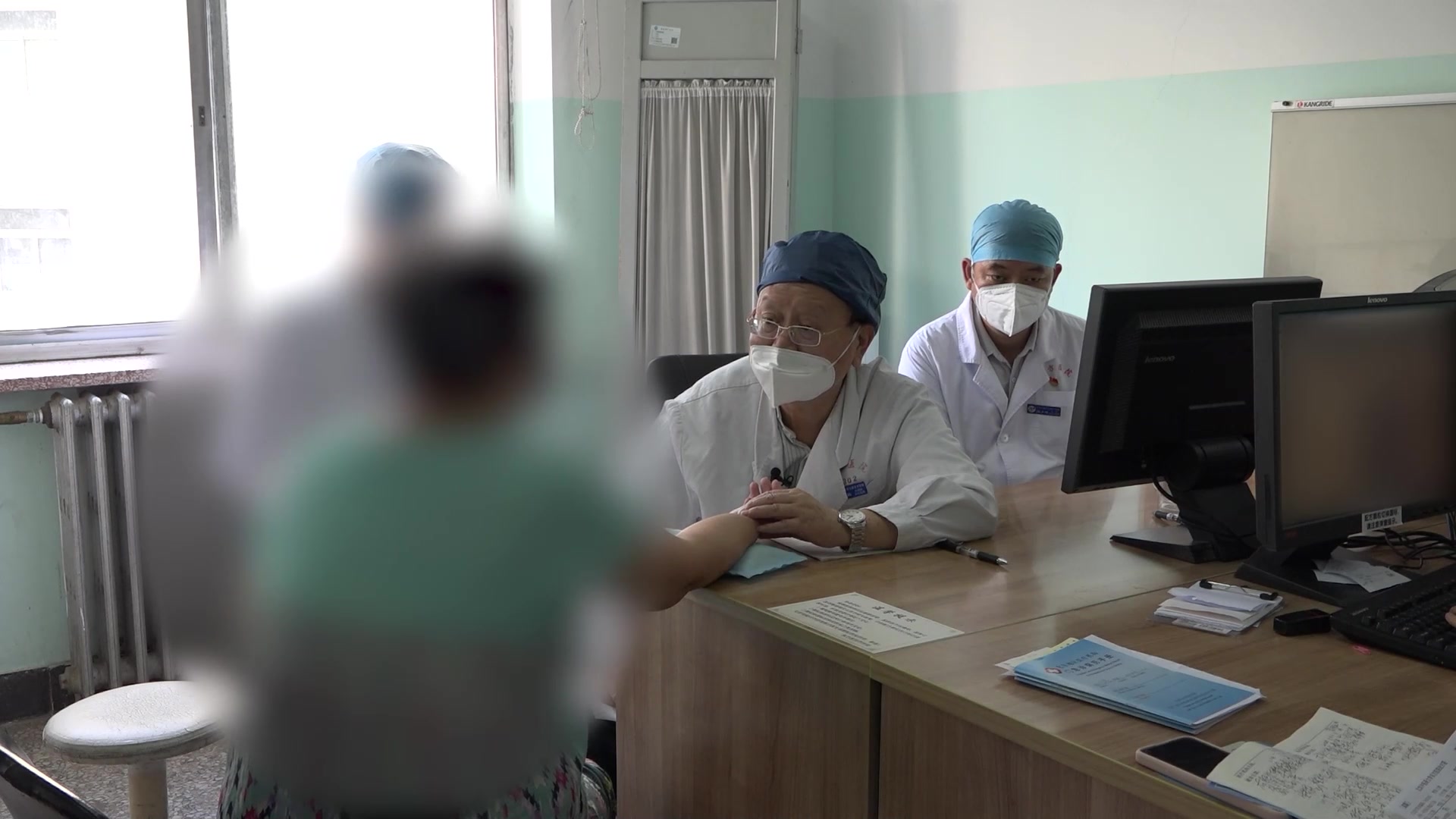 气虚血瘀湿阻：56岁女性下肢水肿的活血利湿通络法