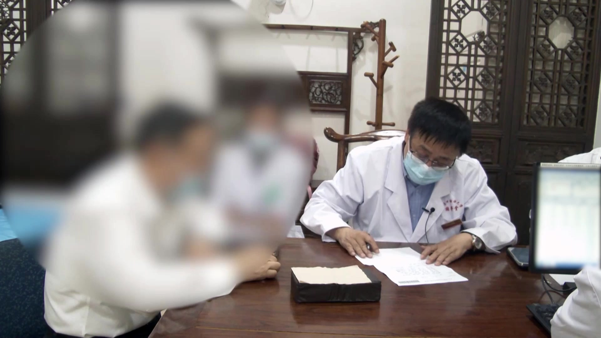 心气虚水湿瘀阻：76岁糖尿病高血压患者下肢肿痛的生脉散加味治疗