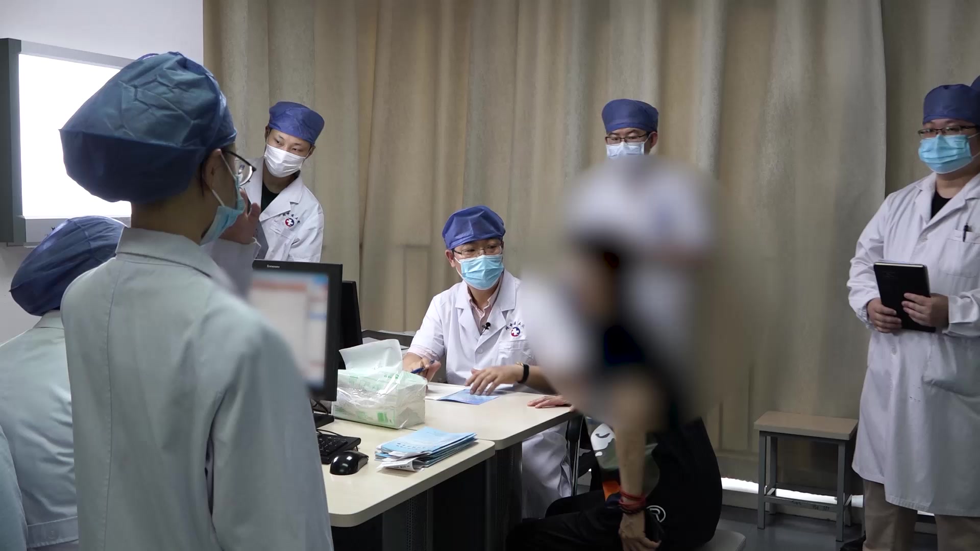 气滞血瘀型骨痹：61岁女性先天性髋发育不良疼痛的活血通络与保髋微创