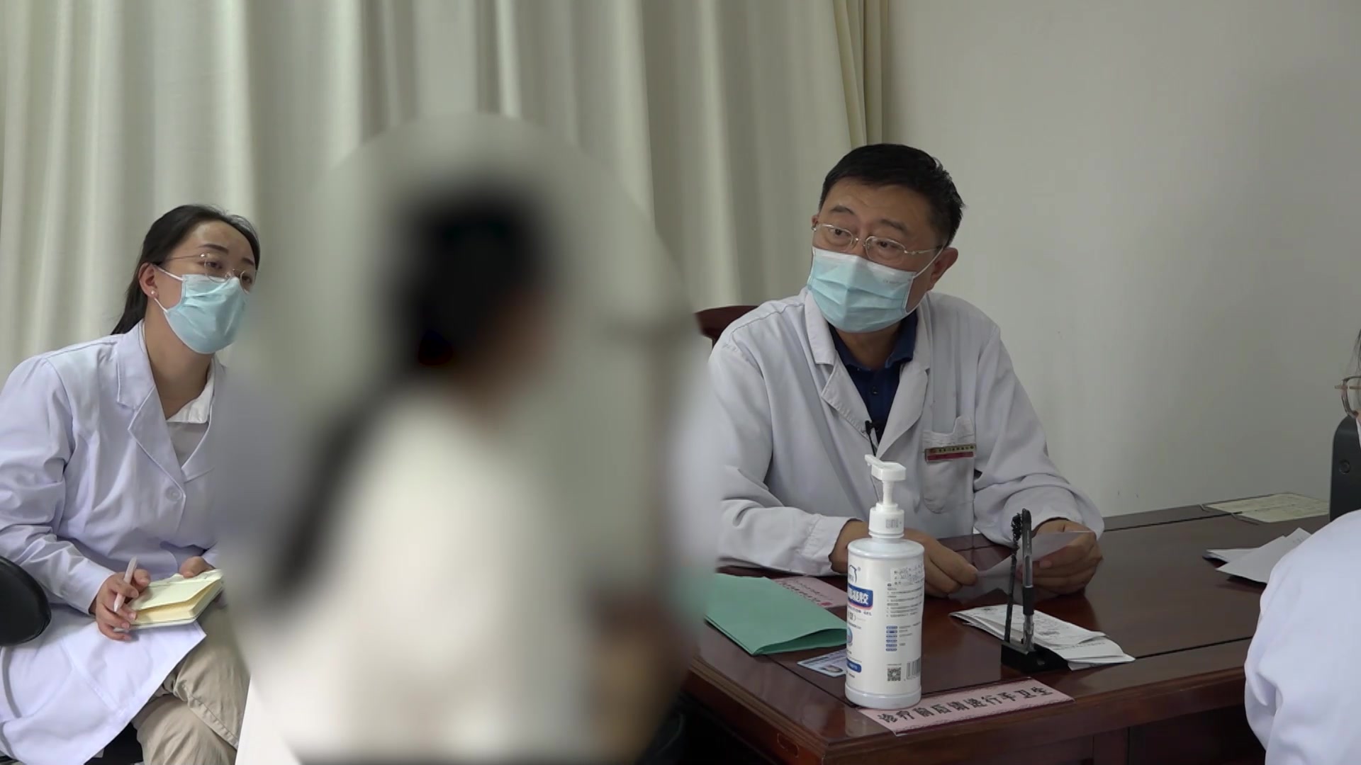 湿热内蕴：39岁女性面游风反复发作的芩楼清利丸内外合治