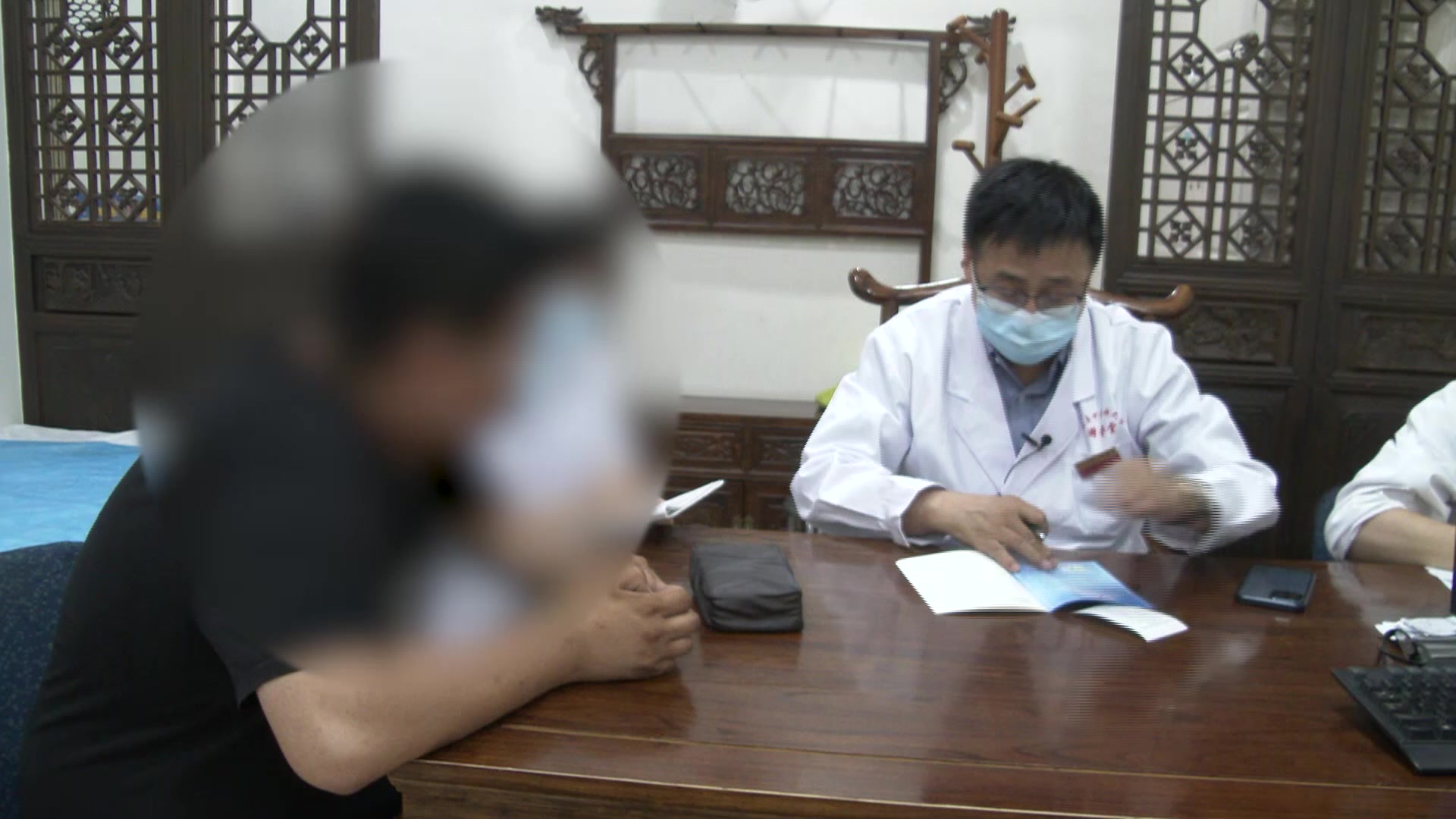 脾肾两虚湿热内蕴：26岁消渴伴早泄腹泻的健脾益肾调治