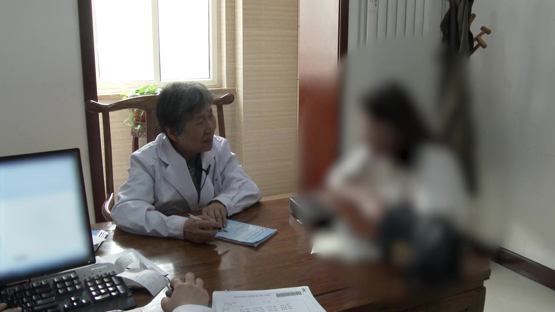气阴不足虚火上扰：29岁女性脱发失眠的清心安神法
