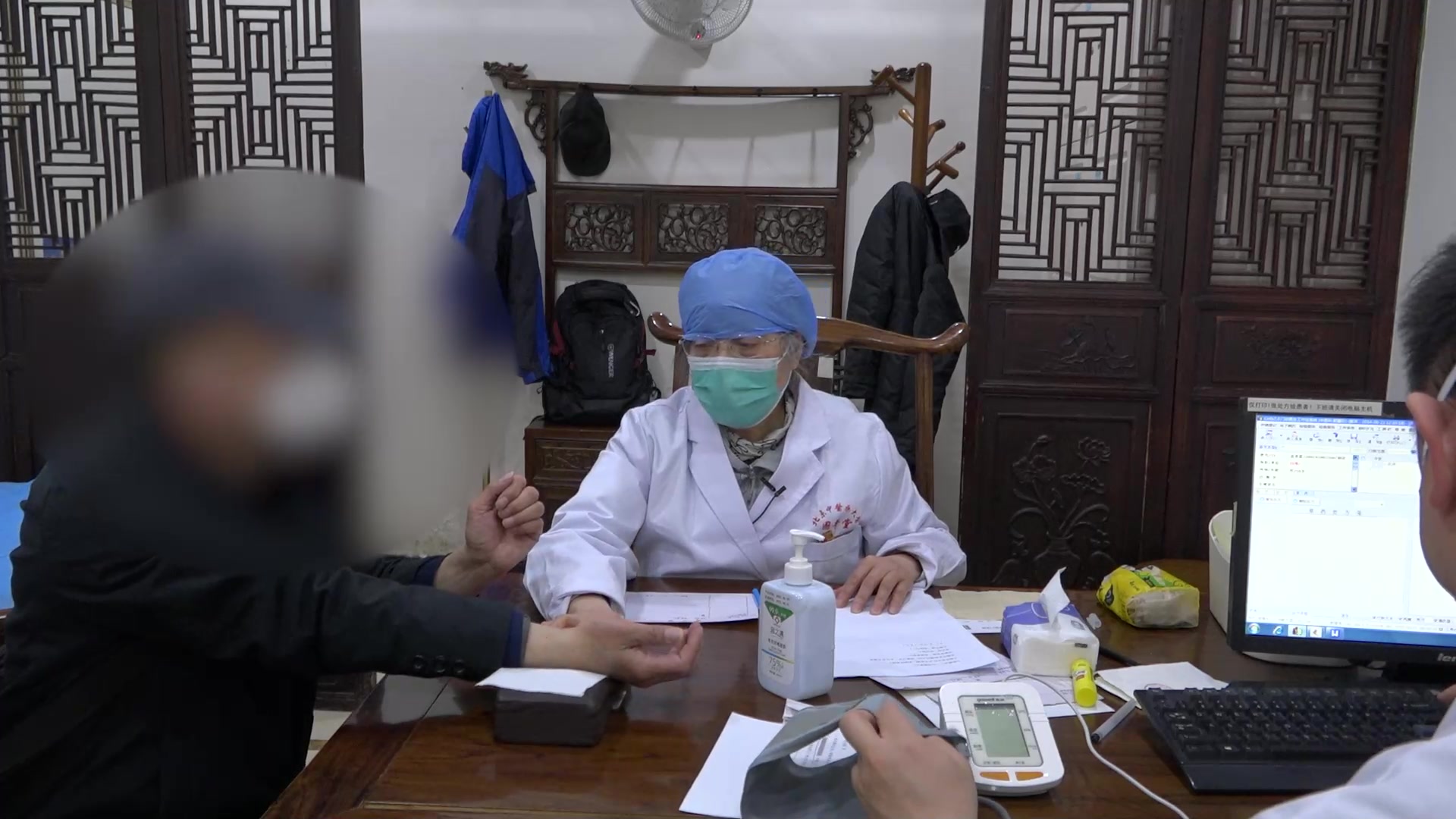 气血失调脉络瘀阻：59岁男性高血压头不适的交替服药调理法