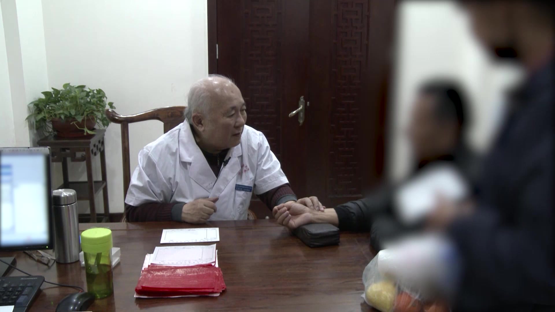 胸阳不振痰气互结：51岁冠心病右冠狭窄的瓜蒌薤白剂加减治疗