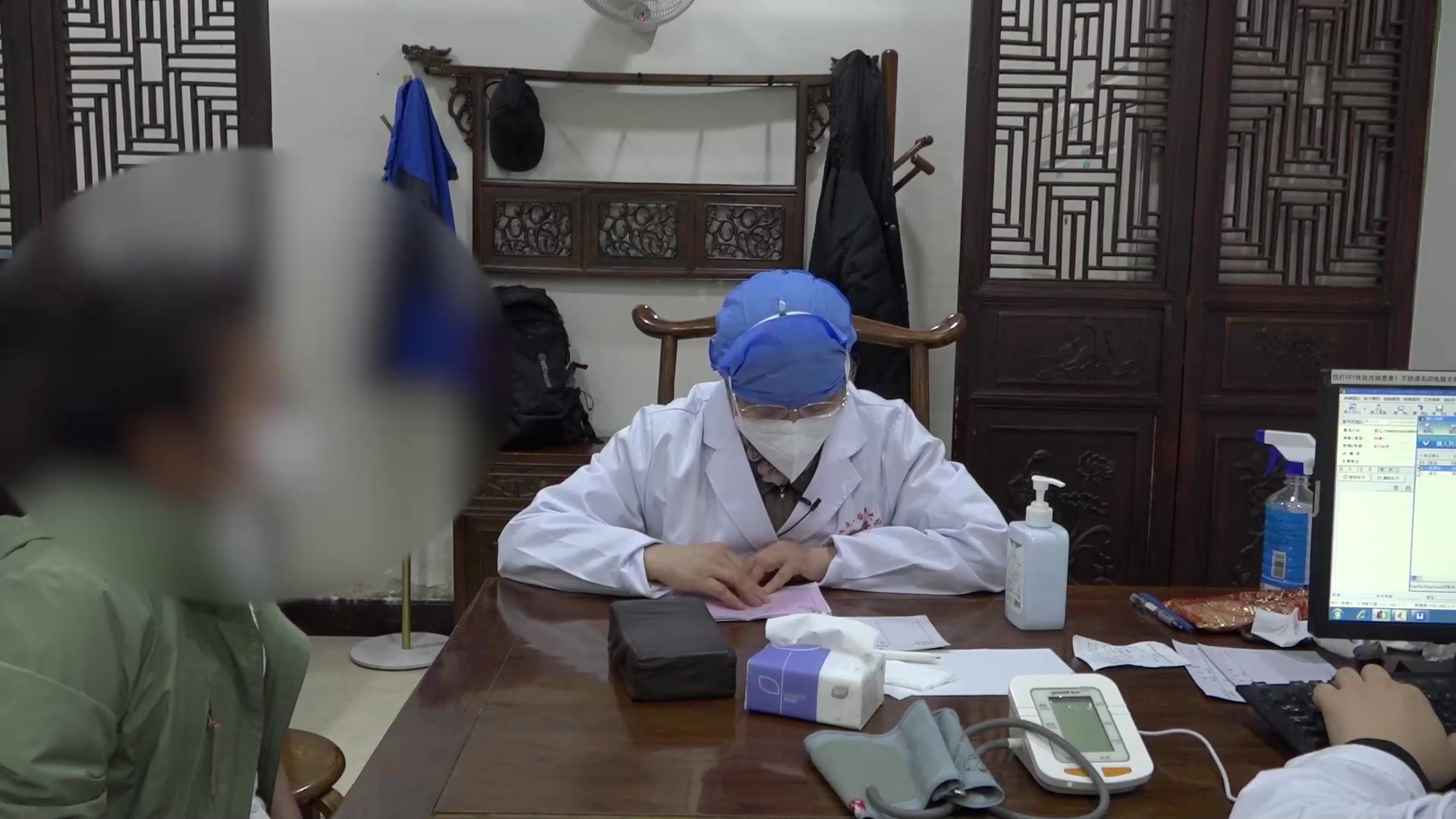 脾虚湿蕴，冲任失调：34岁月经后期大便溏的健脾化湿调经法