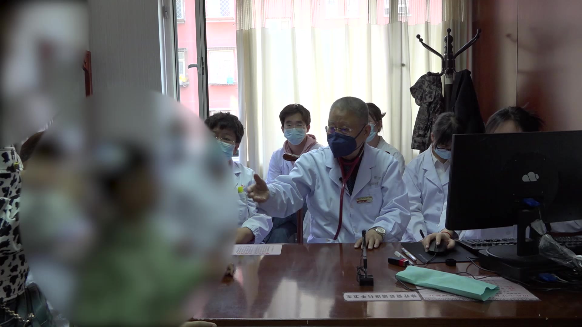 痰热动风证：8岁男童抽动障碍的清热化痰熄风法