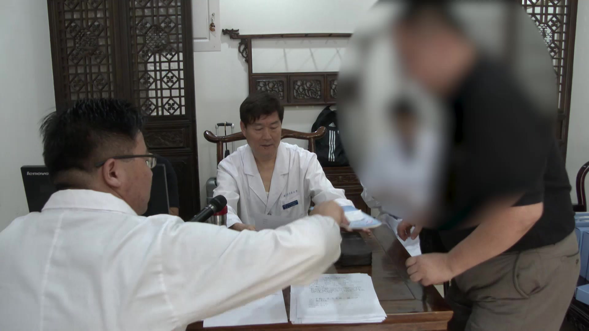 肝肾精血不足湿热瘀阻：37岁男性疲乏不育的知柏地黄汤加减