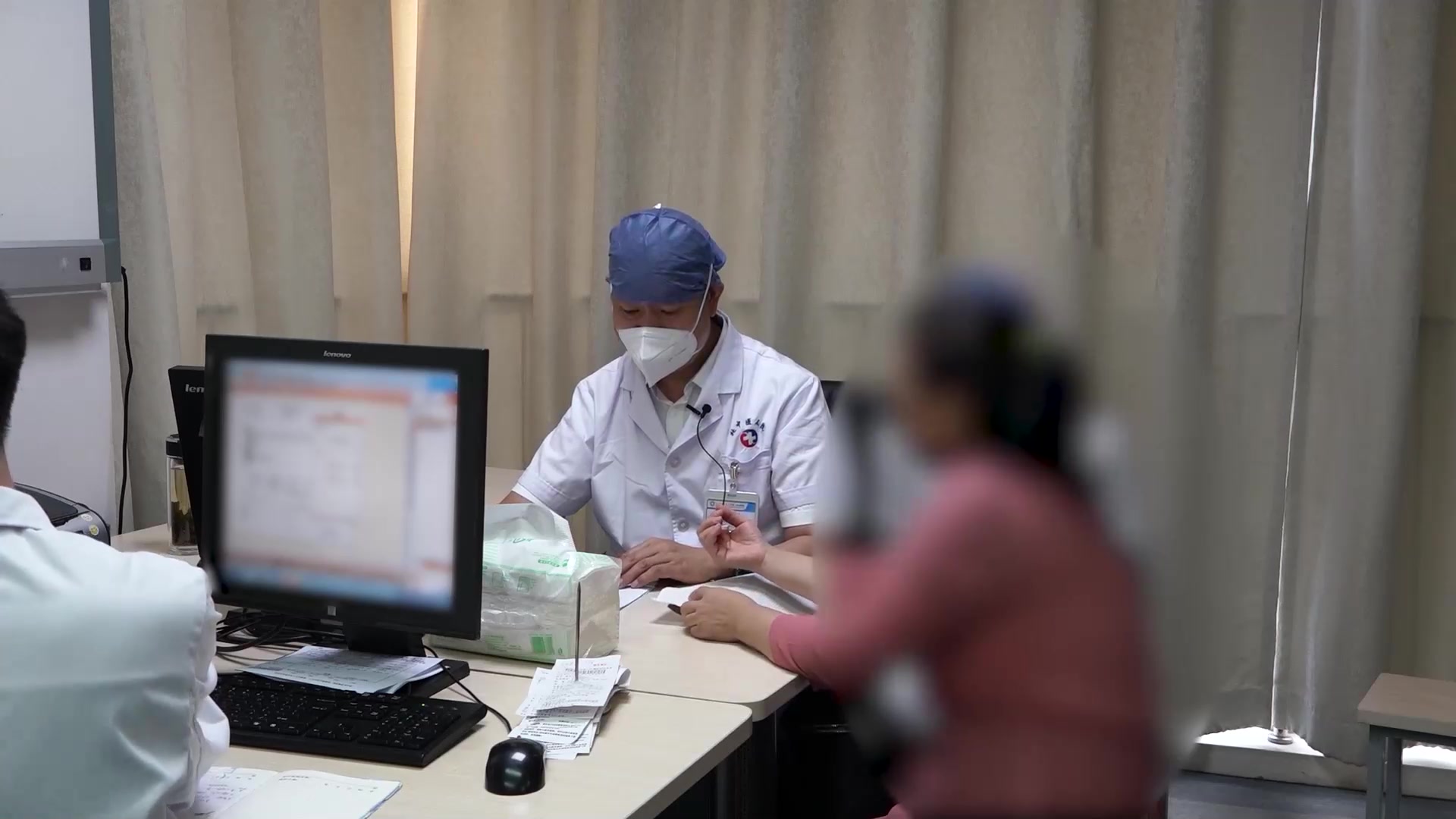 心脾两虚：60岁女性心悸伴喘憋头蒙的养心健脾降气法