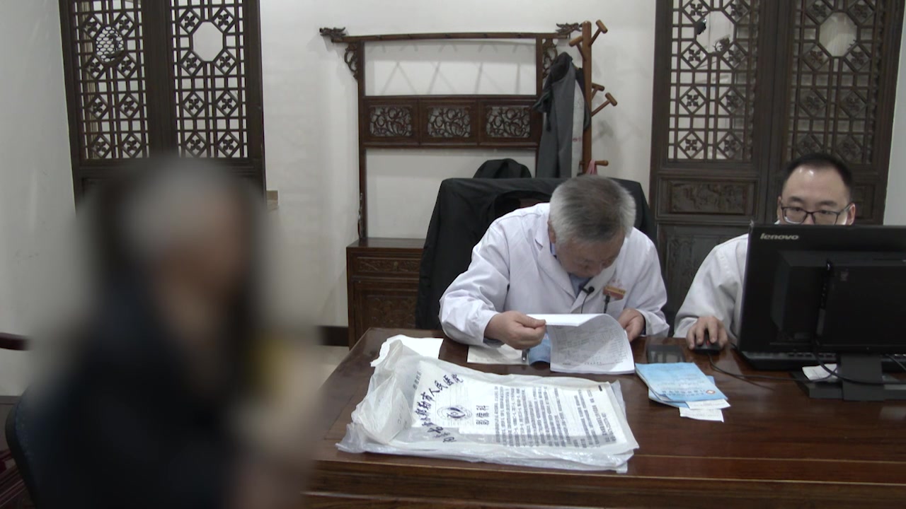 肝肾亏虚痰瘀阻络：80岁肺岩患者下肢疼痛眩晕夜尿频多的中西并治思路