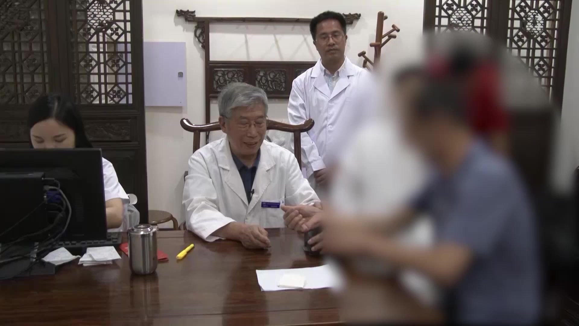 肝气郁滞筋脉失柔：53岁男性头痛项强伴焦虑的疏肝缓急法