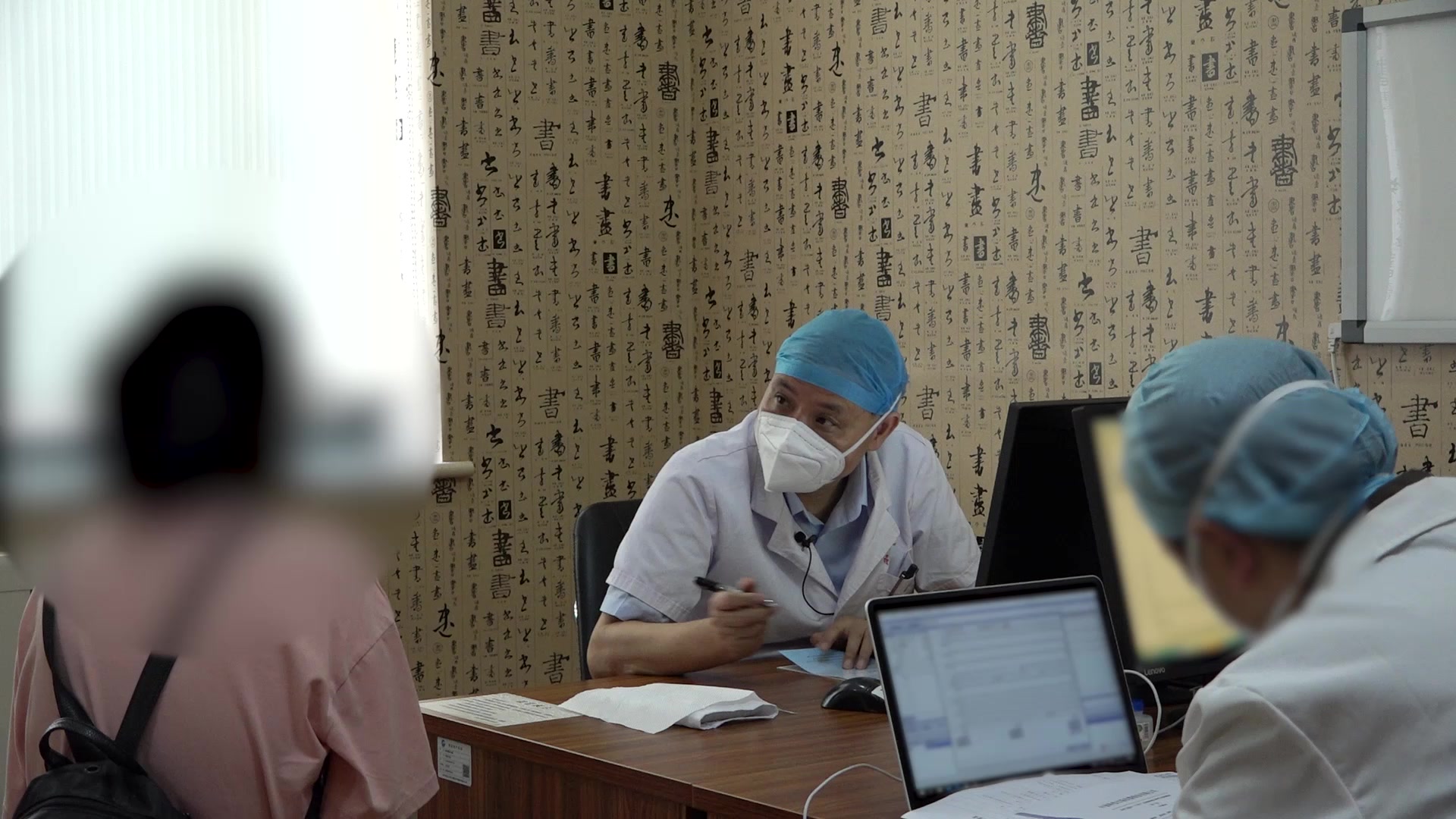 肝胃不和：28岁女性食后恶心呕吐1年的疏肝和胃降逆法