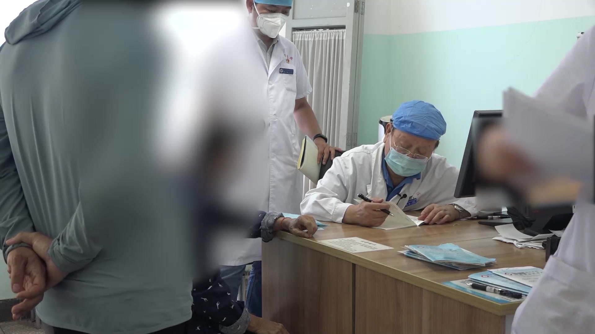 心脾积热湿热内蕴：中年女性反复口腔溃疡的清心泻火健脾祛湿法