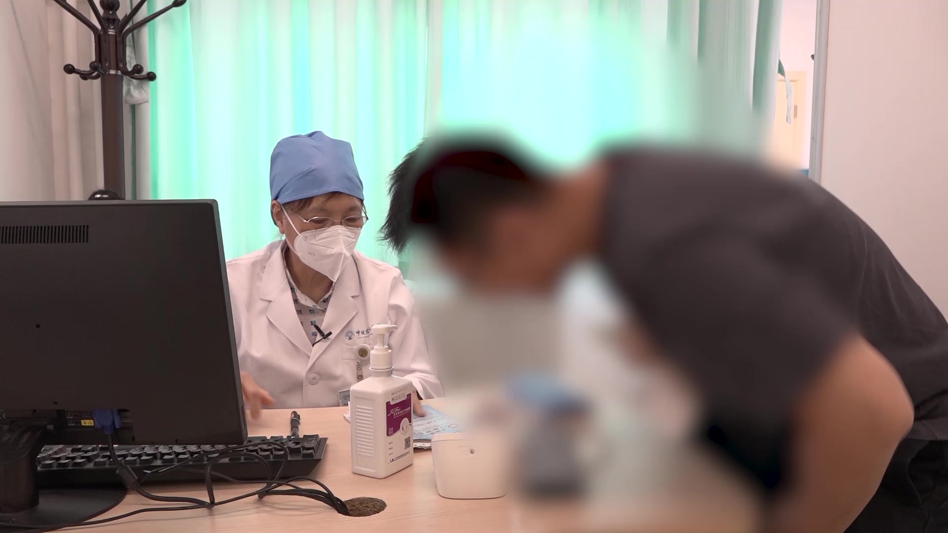 肝阳上亢兼脾虚湿阻：36岁男性装修操心后血压升高伴头沉便溏的平肝健脾法