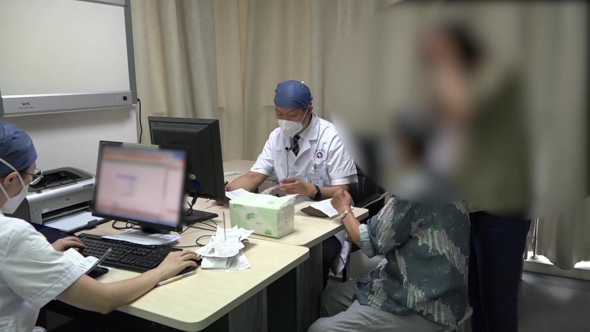痰瘀化热阻肺：88岁女性夜间阵咳的清热化痰降气法