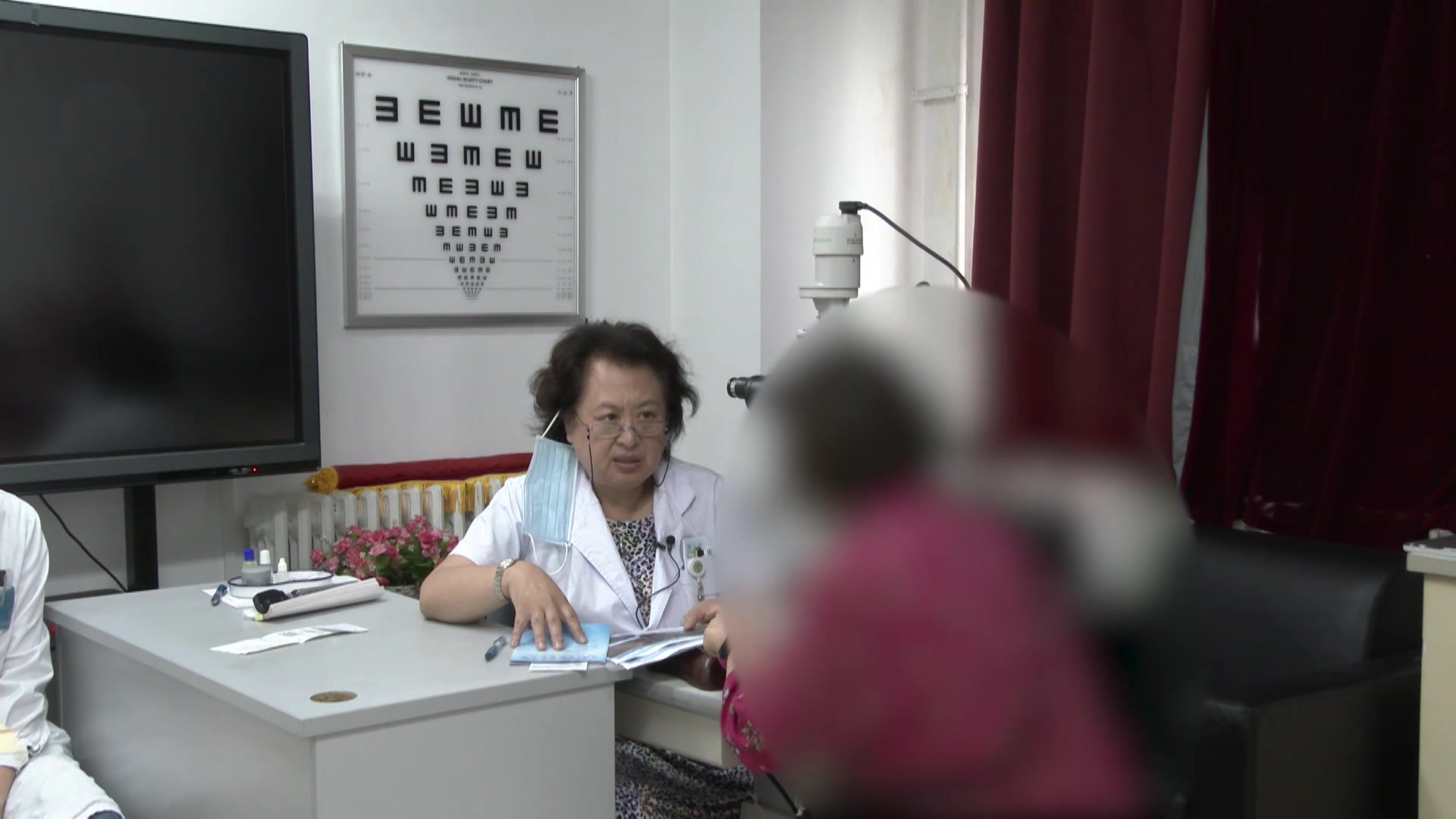 免疫相关特发性CNV：60岁女性左眼CNV伴白癜风的中医整体辨治