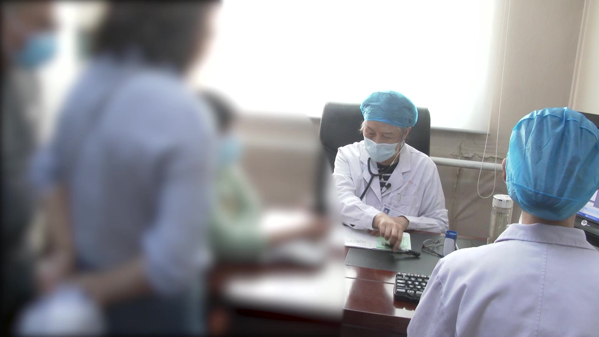 脾肾不足证：14岁肥胖女孩遗尿复发误服寒凉后的温补固涩法