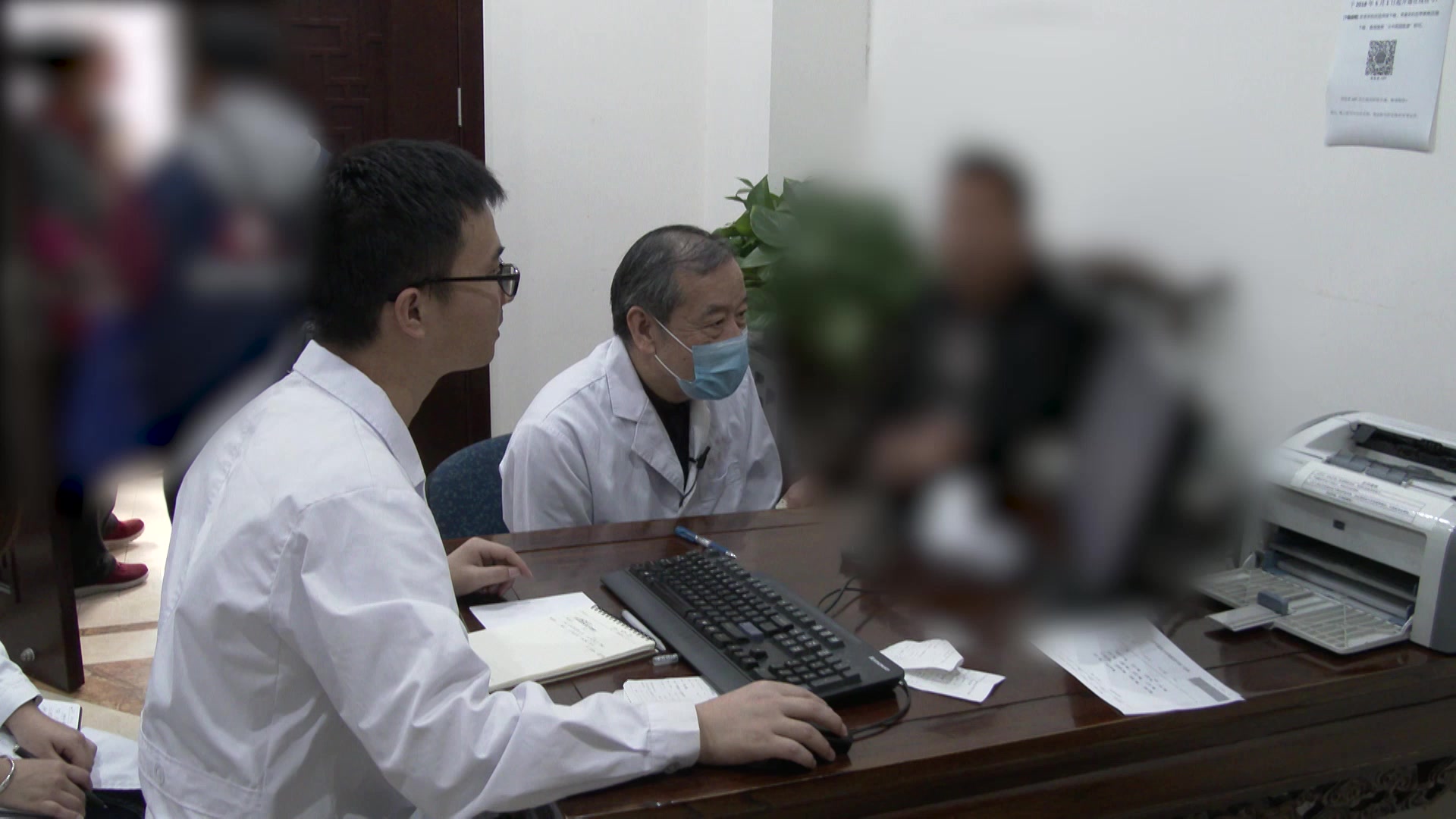 脾虚湿盛痰湿阻肺：43岁男性咳嗽三月余的健脾化湿止咳法