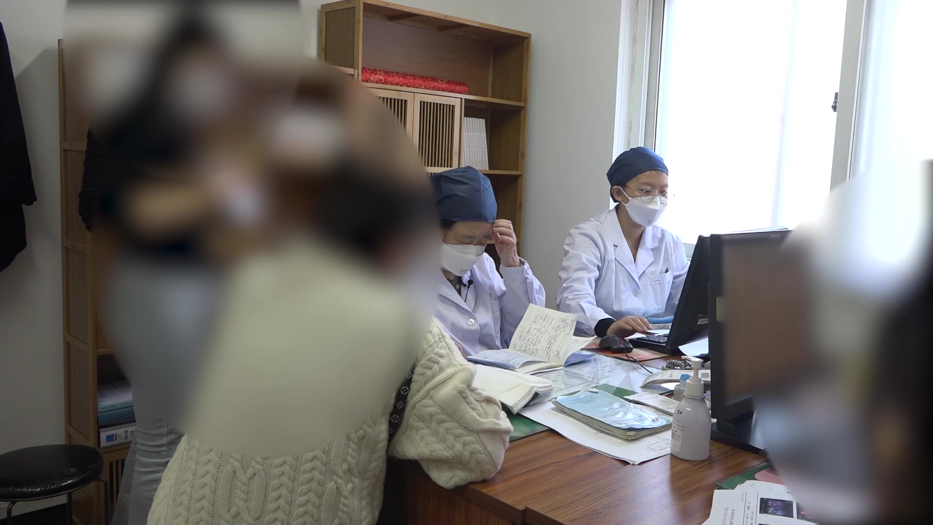 肾虚血瘀冲任不调：46岁月经过少患者周期延长的补肾活血调周法