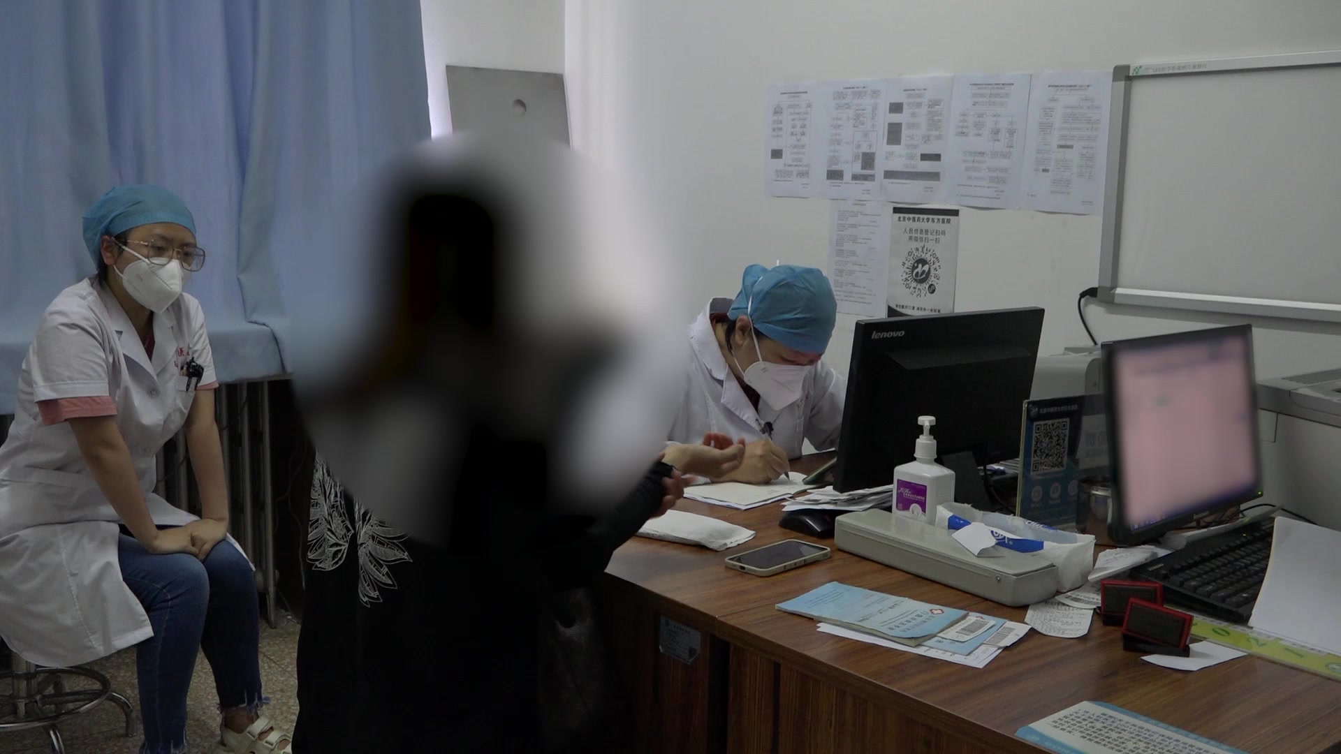 心神不宁形神共调：32岁女性慢性失眠伴安眠药依赖的中医撤药与心理疏导