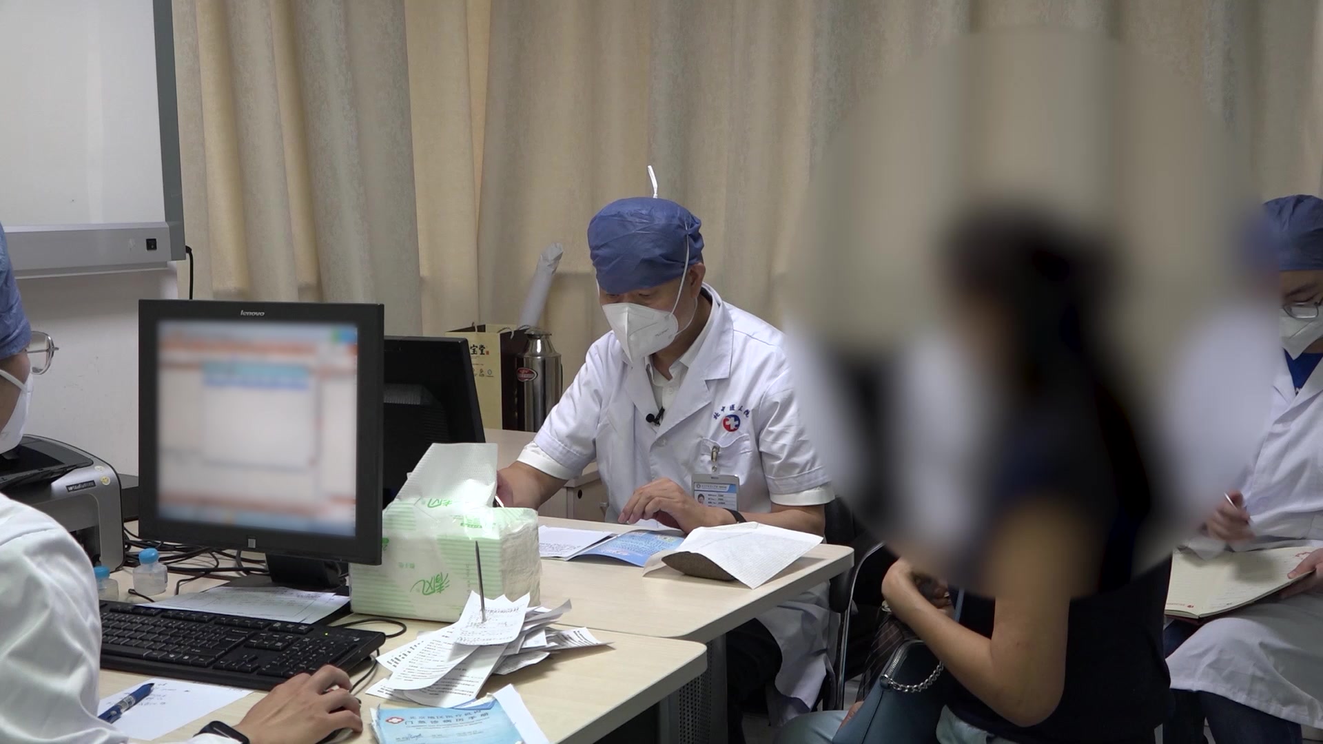 痰浊内扰寒热错杂：60岁女性反酸咳嗽失眠之温胆汤化裁