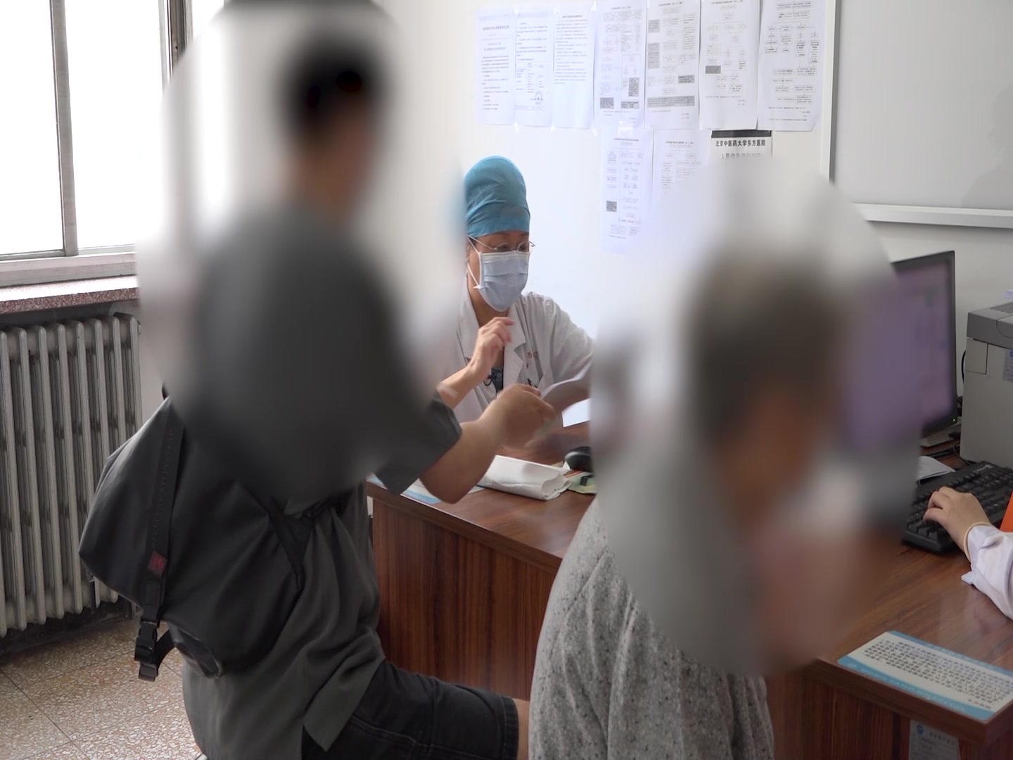 湿热阻络肾络受损：35岁男性痛风急性发作的中医辨治