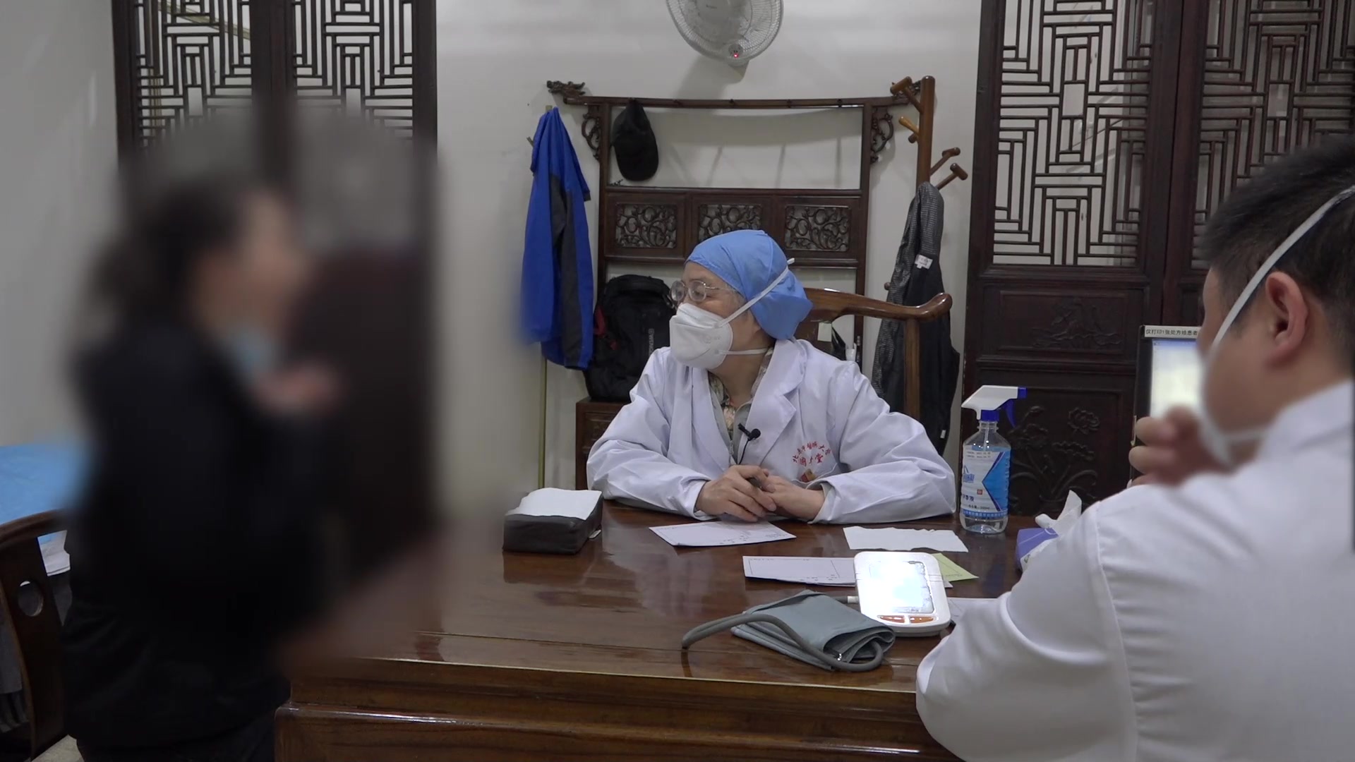 气血不足冲任不固：32岁女性月经周期短、量少、低血压的中药调理与备孕指导