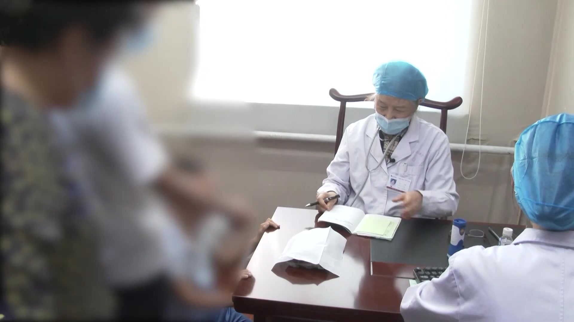 脾虚肝旺：6岁男童抽搐病眨眼复诊的健脾平肝与安全停药