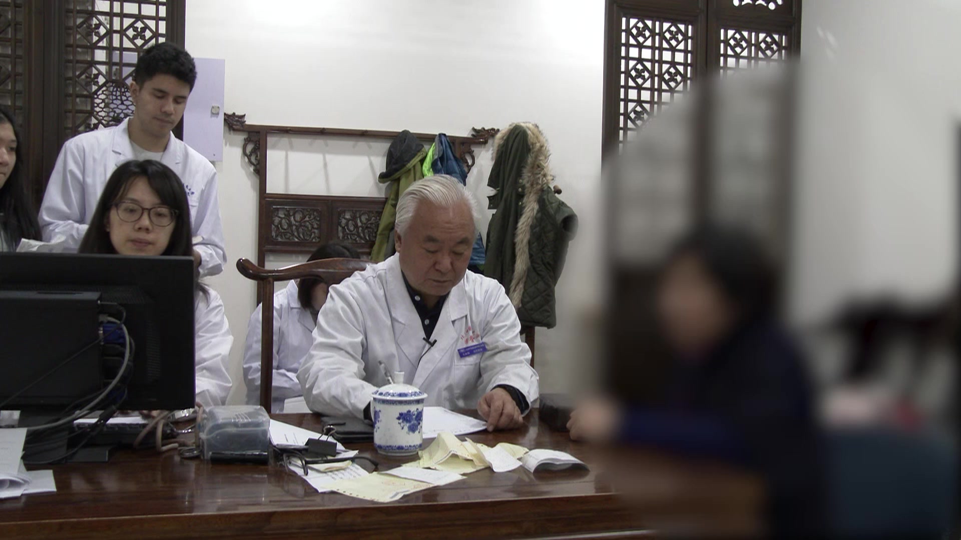 脾肺气虚营卫不和：62岁女性反复感冒疲劳的扶正固表法