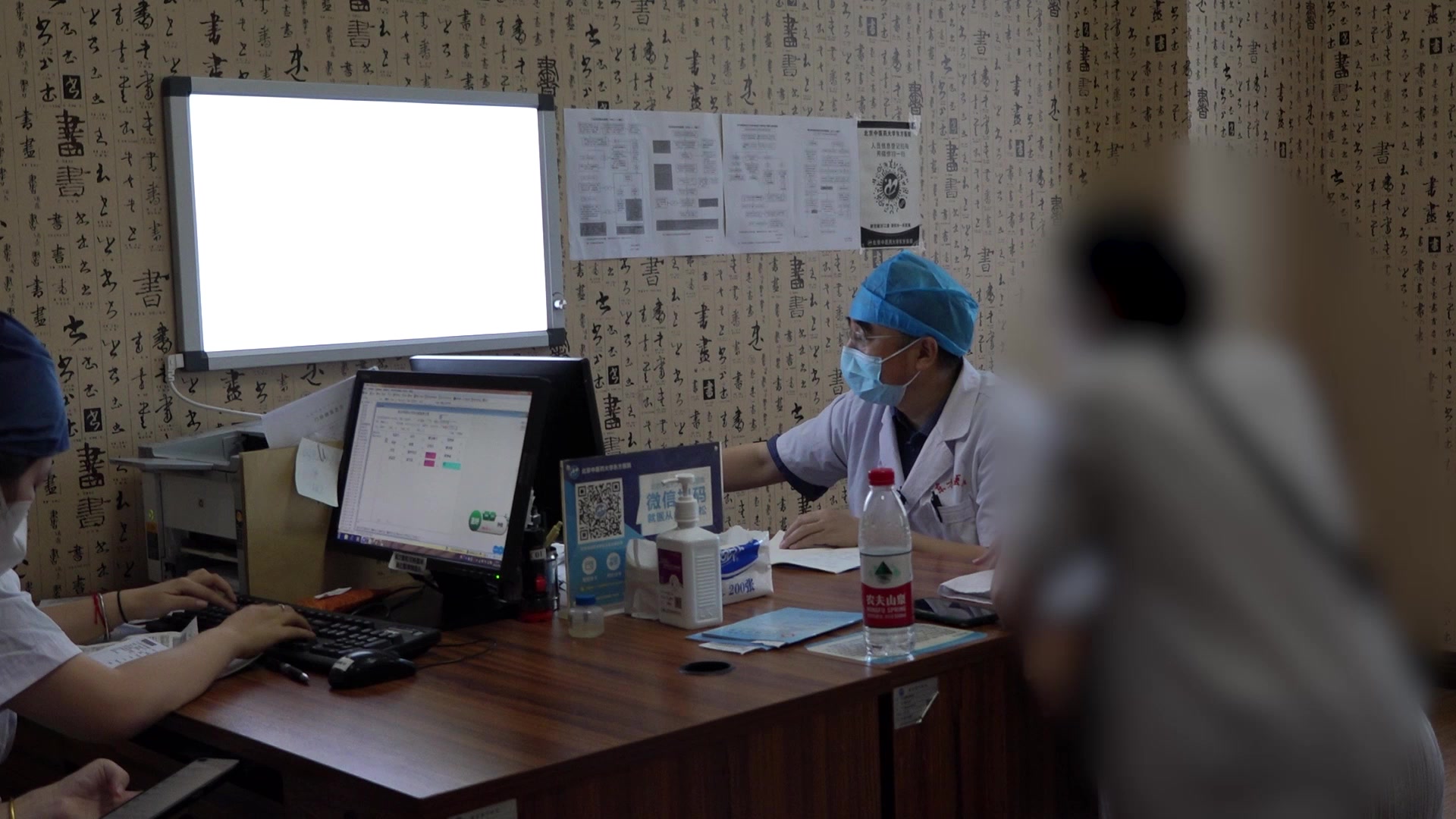 痰湿内扰证：58岁宫颈癌术后失眠消瘦痰多的温阳化痰安神法