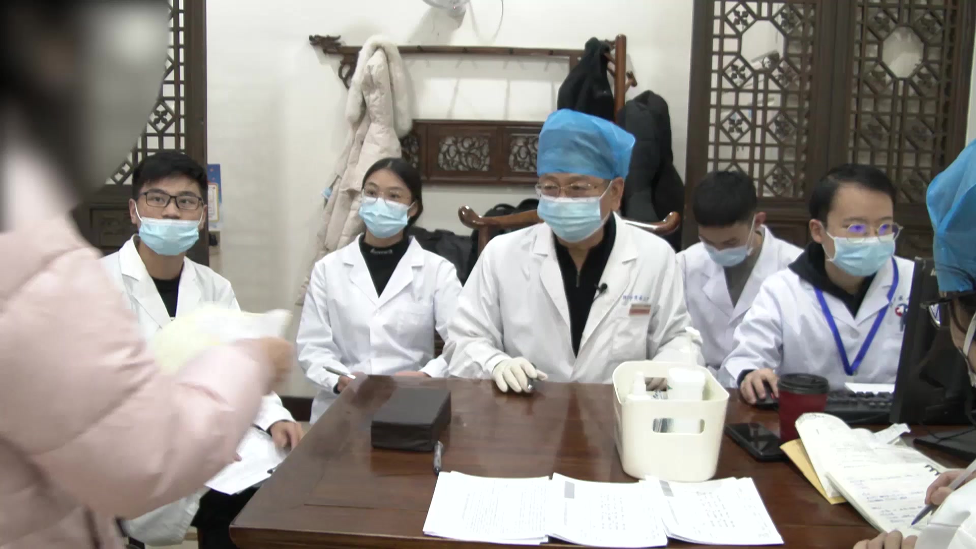 风痰闭阻脾胃虚弱：34岁女性癫痫发作的息风化痰健脾法