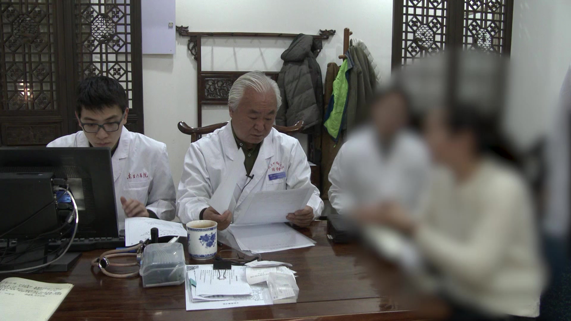 脾肾两虚：35岁女性腰痛复发伴多梦的温补脾肾法