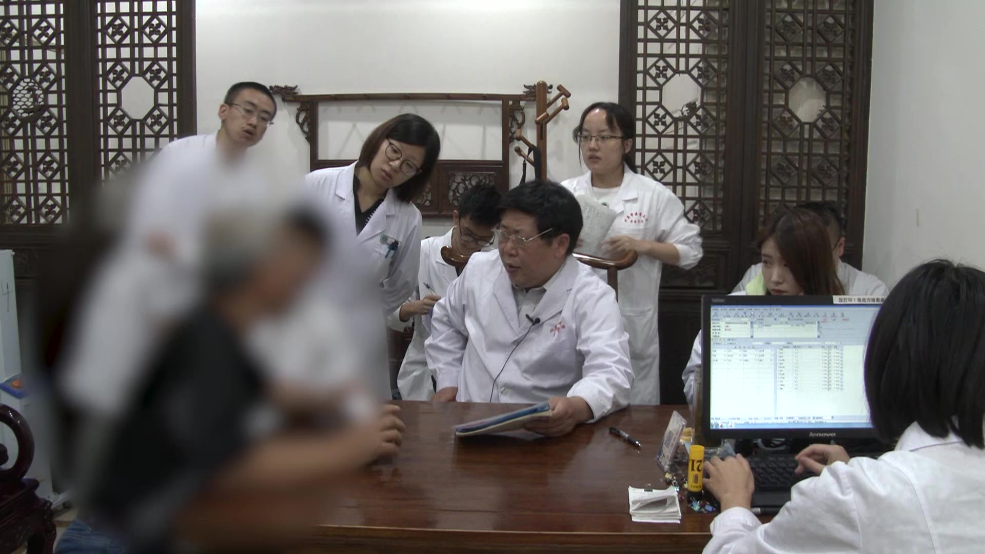 火逆证：62岁男性灼口症的火郁发之与寒热并用法