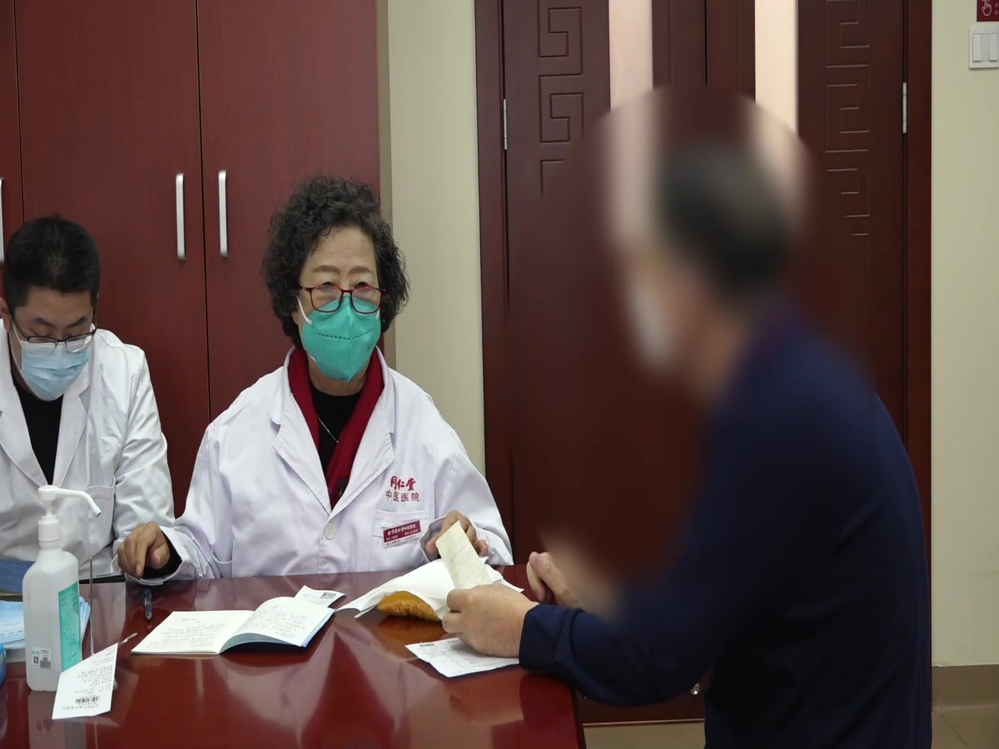 气虚痰阻证：69岁陈旧心梗高血压头晕胸闷的益气化痰祛湿法