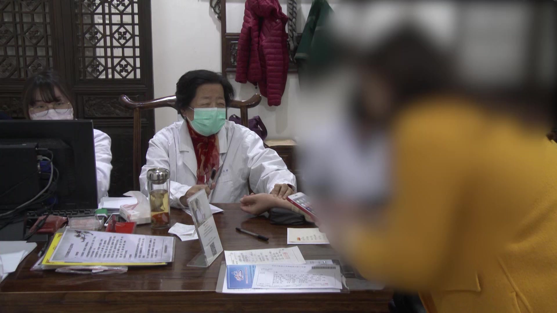 肾虚冲任不固：41岁单侧卵巢切除后月经先期量少伴咖啡色分泌物之调治