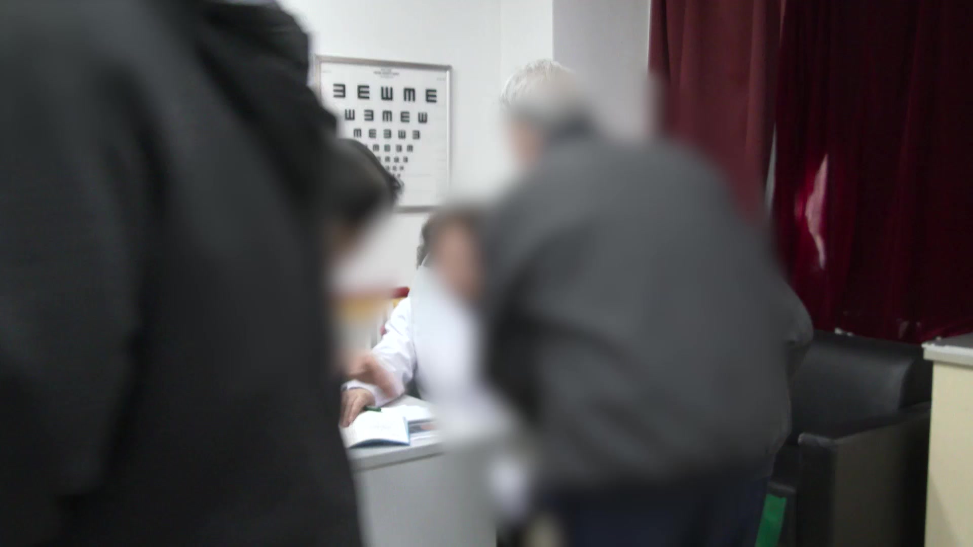 脾肾阳虚不耐苦寒：83岁黄斑变性患者服药后腹泻的调方护正法