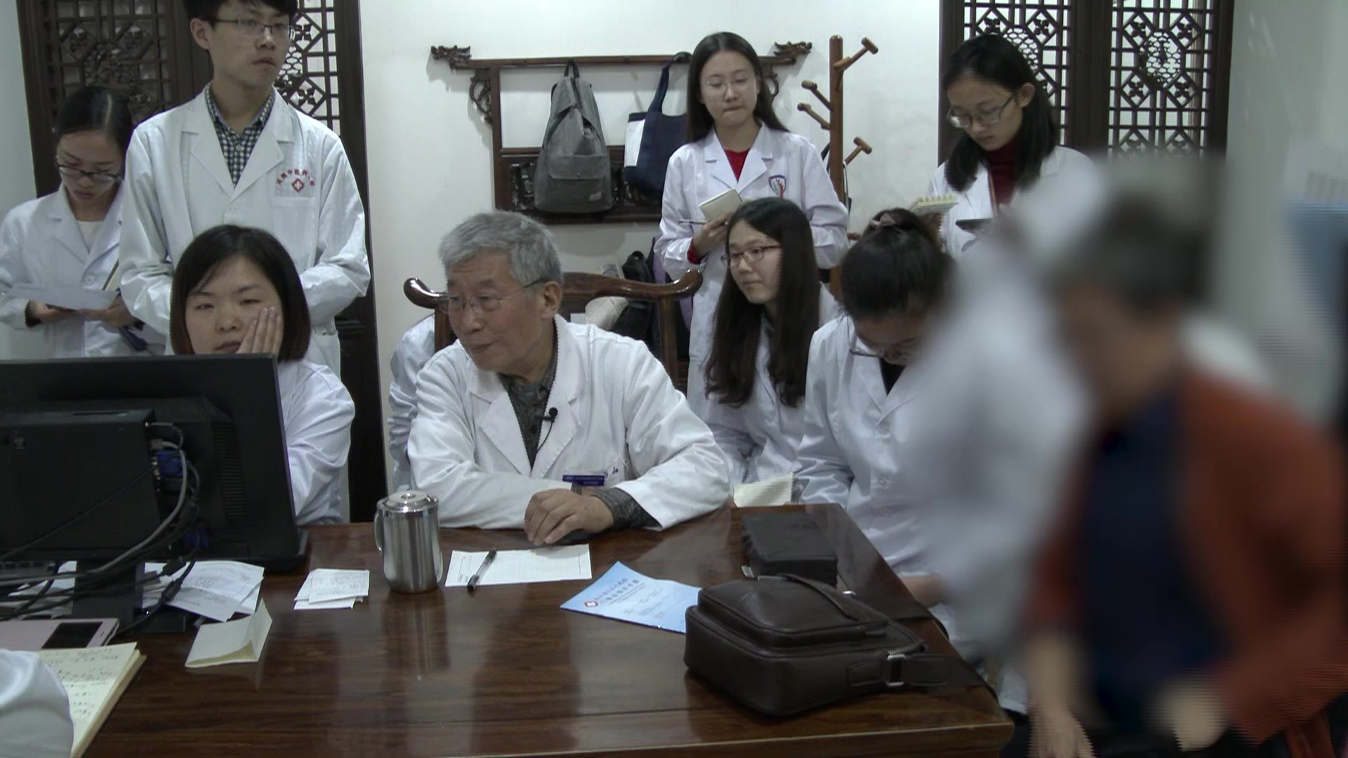 心肾不交肝郁扰神：47岁男性焦虑性抑郁症胸闷失眠之滋肾清肝法