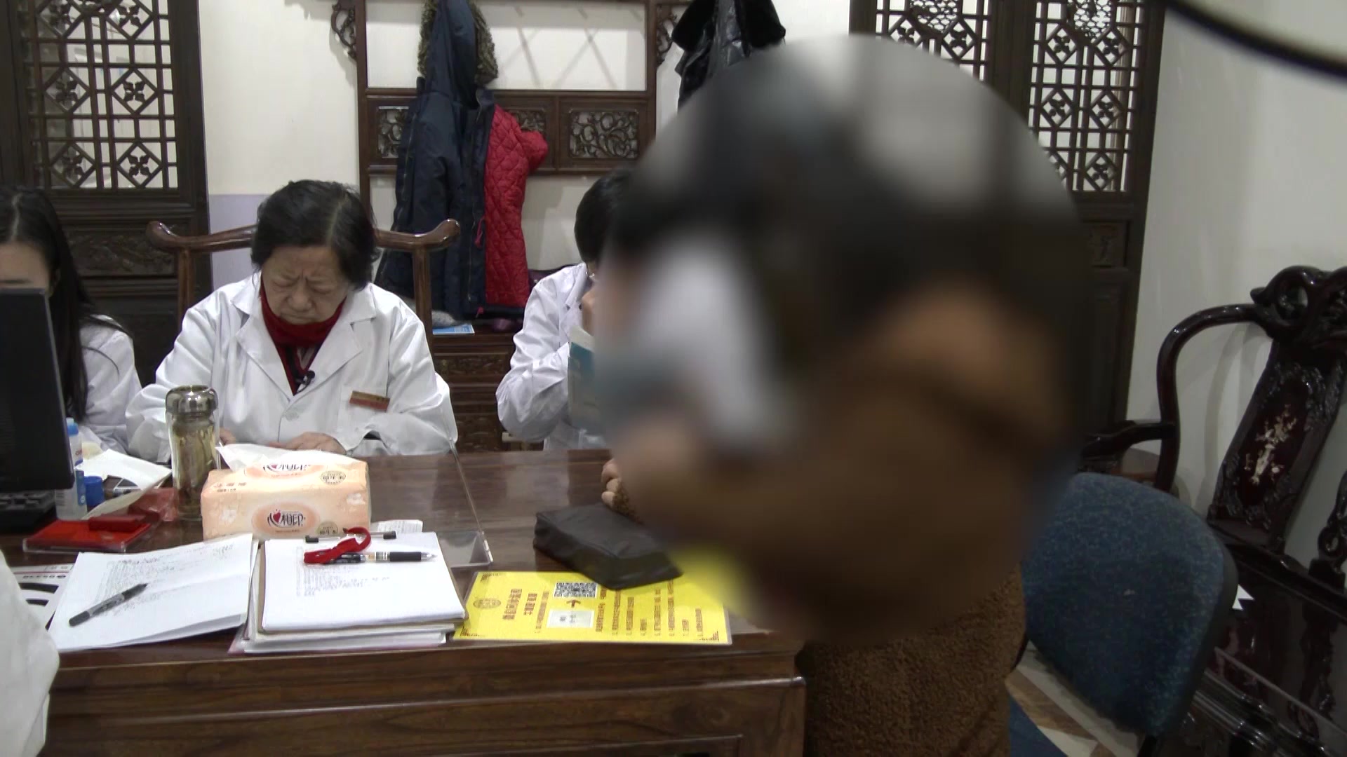 阴虚肝郁冲任失调：41岁更年期月经紊乱伴乳腺结节的滋阴疏肝法