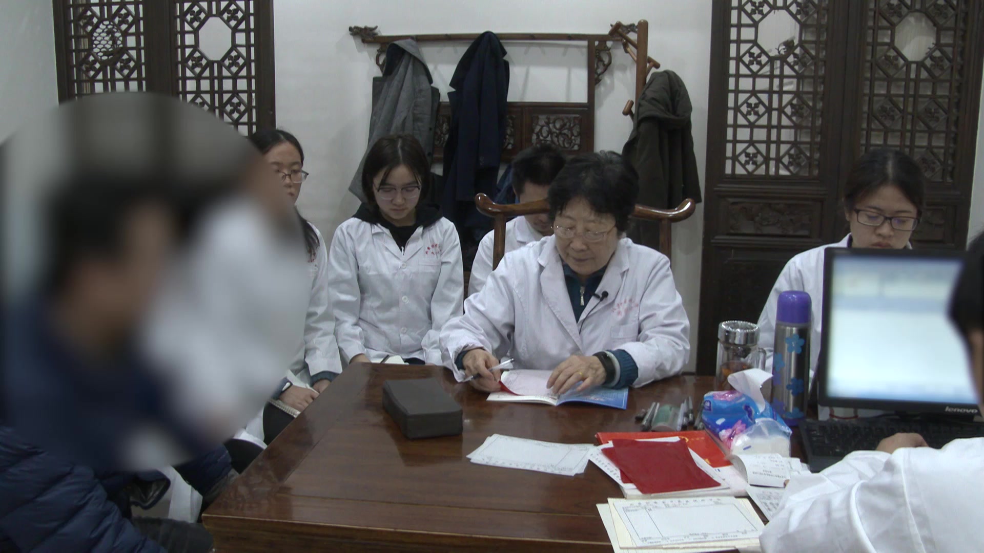 气血不足肝肾亏虚：31岁男性长期空调环境致乏力汗出耳鸣的益气养血补肝肾法
