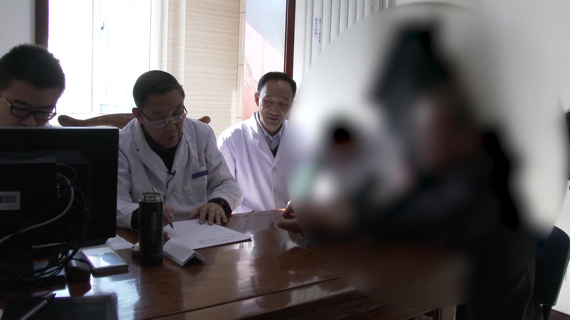 肝肾阴虚痰瘀阻络：47岁男性眼干涩腰酸痛的滋补肝肾化痰通络法