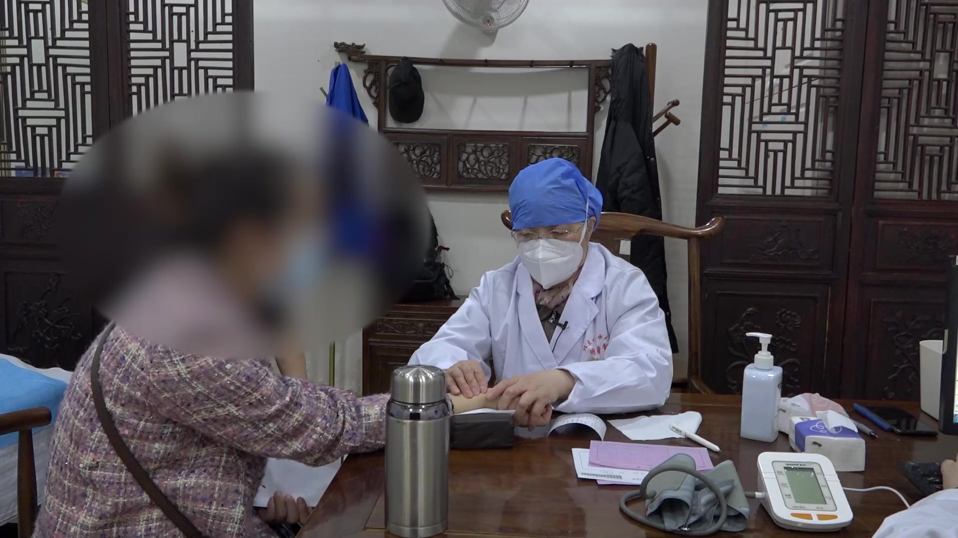 肝血不足心血亏虚：36岁女性失眠月经量少之养血疏肝安神法