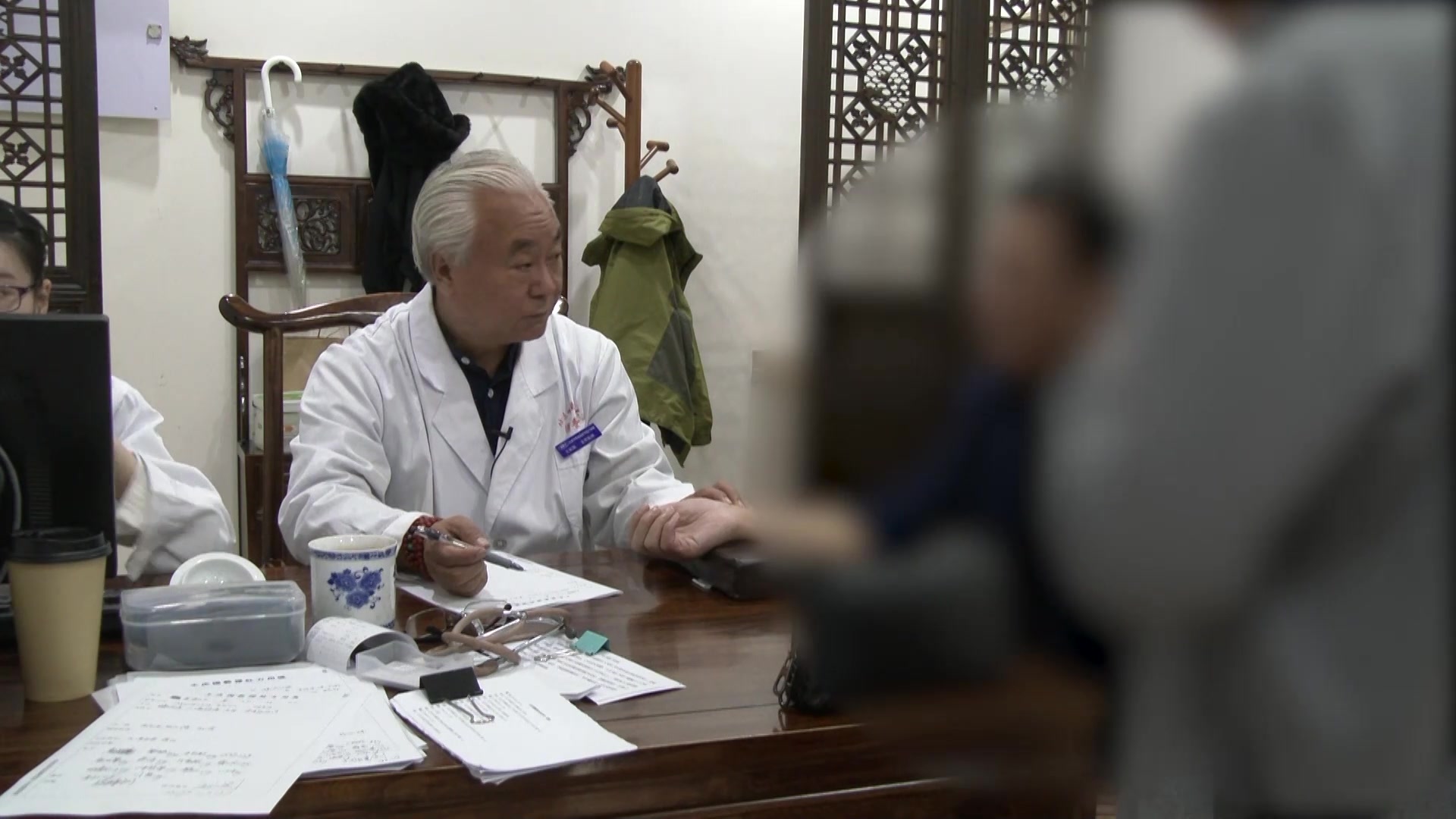 脾肾两虚水湿内停：50岁男性肺气肿夜尿频多的补脾益肾法