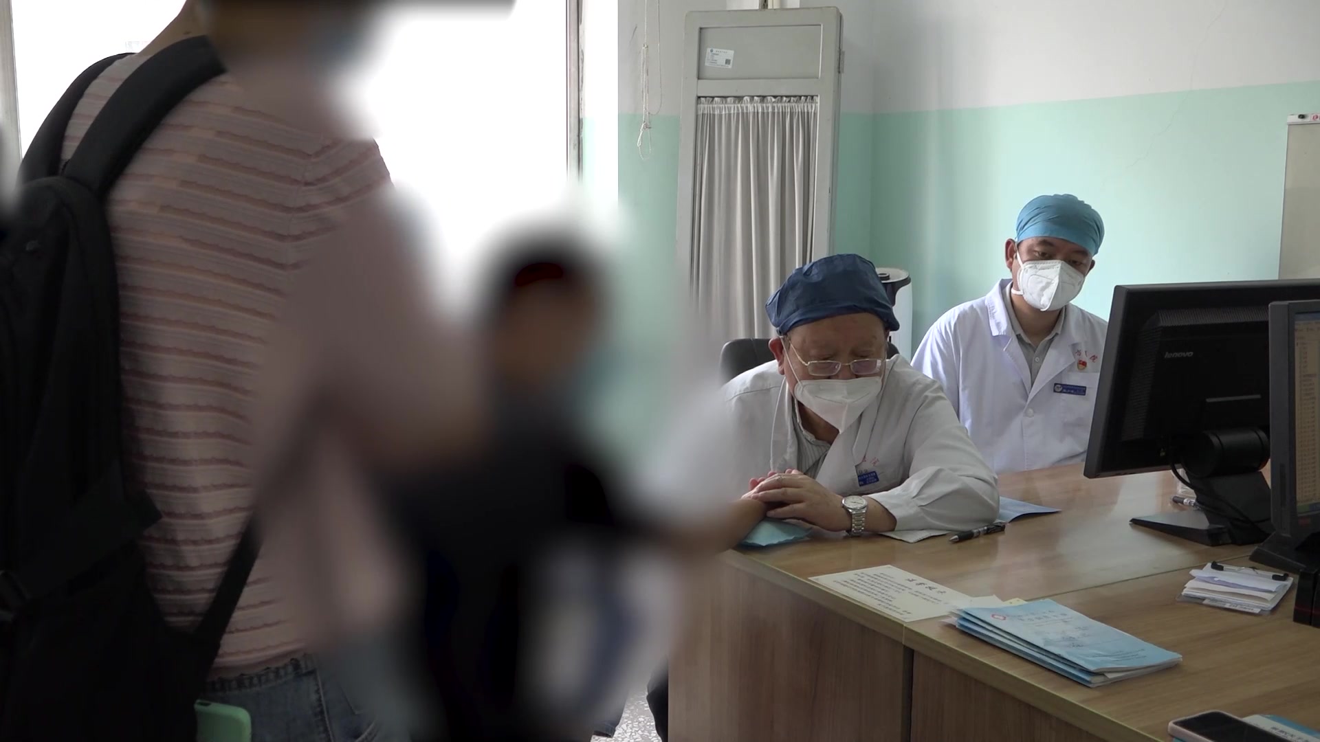 肝阳上亢兼肝气郁结：42岁男性高血压烦躁失眠的平肝疏郁法