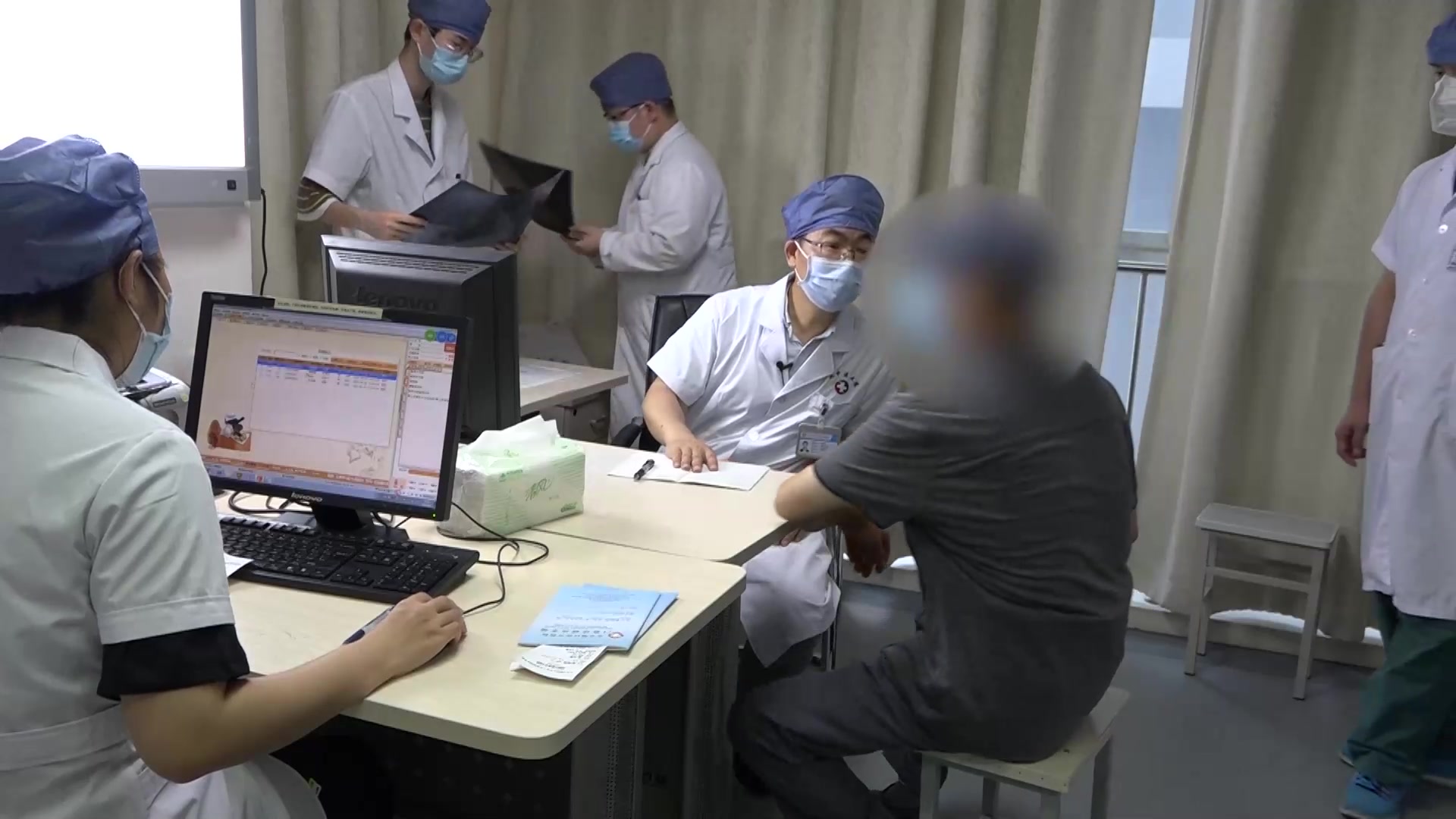 气滞血瘀腰痹：66岁男性左腿疼痛麻木的舒筋活络与燕飞锻炼