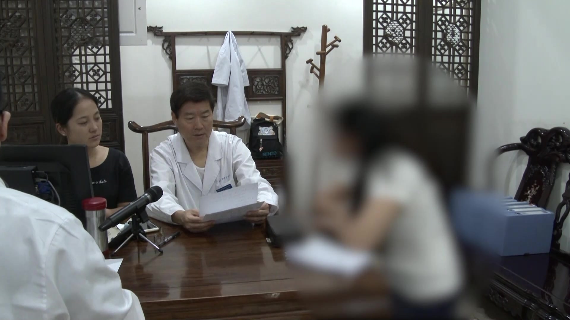 脾肾亏虚肝郁痰瘀：30岁女性瘿病伴腹泻的健脾补肾疏肝法