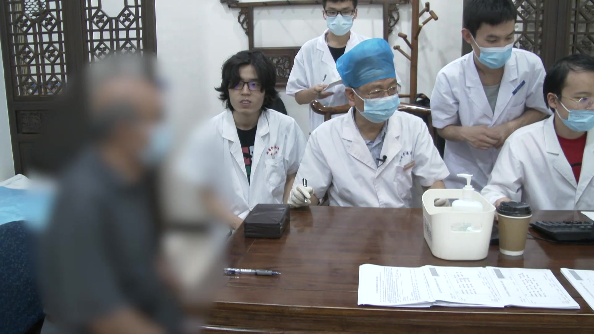 肝郁气滞传导失司：70岁男性便秘伴情绪抑郁的疏肝润肠法