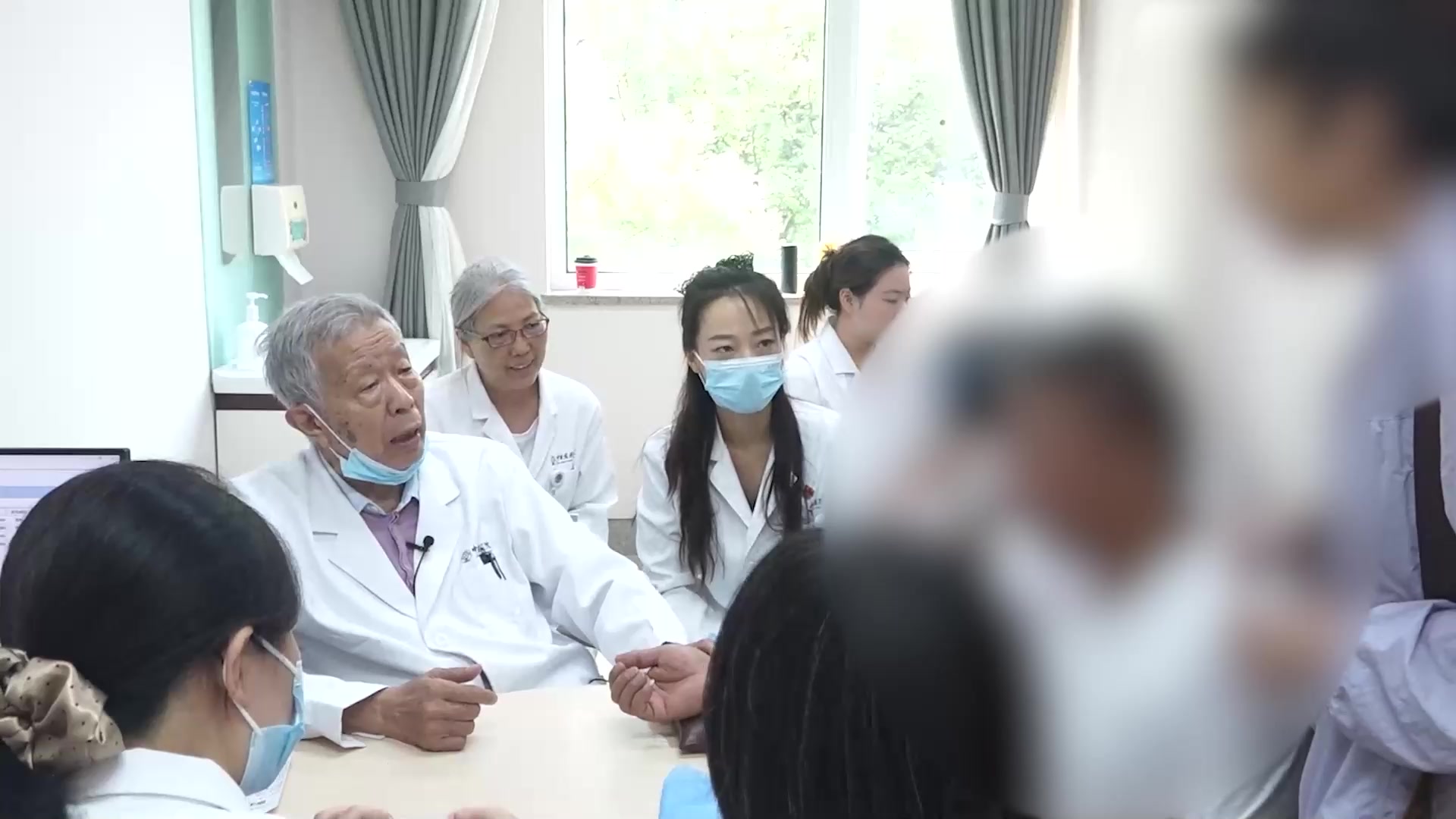 肝阳上亢证：61岁男性高血压头晕胸痛的平肝潜阳法