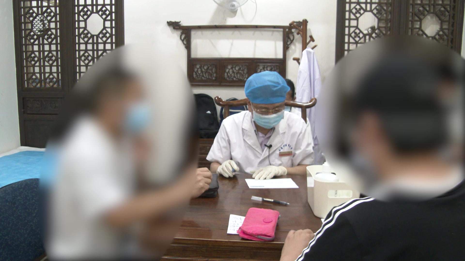 肾虚血瘀：44岁男性面部黄褐斑1年余的活血祛斑调方