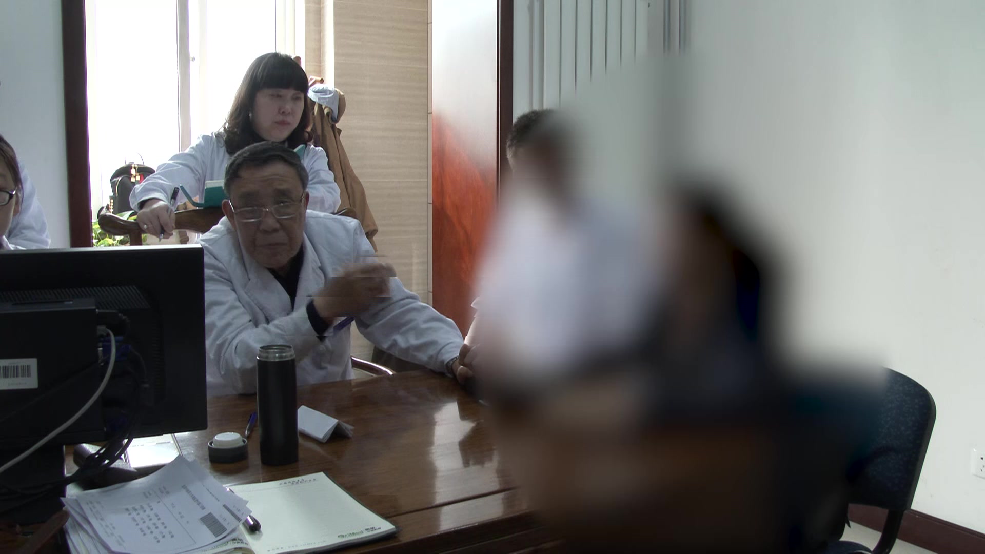 肝郁脾虚心肾不交：42岁女性失眠焦虑的疏肝健脾交通心肾法